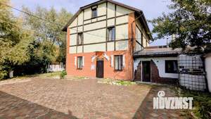 Дом 460м&sup2;, 2-этажный, посуточно, 