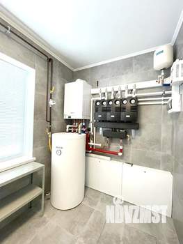 Коттедж 220м&sup2;, 2-этажный, на длительный срок, 