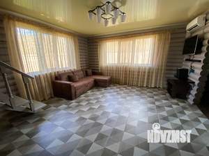 Дом 284м&sup2;, 2-этажный, посуточно, 