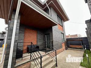 Дом 180м&sup2;, 2-этажный, посуточно, 