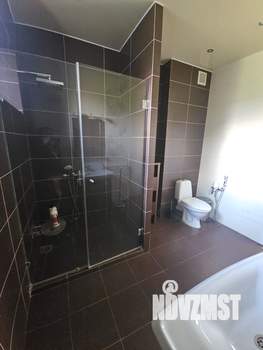 Дом 480м&sup2;, 3-этажный, посуточно, 