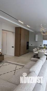 Дом 220м&sup2;, 2-этажный, на длительный срок, 