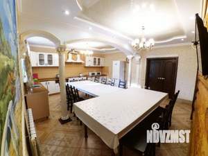 Дом 300м², 2-этажный, на длительный срок, 