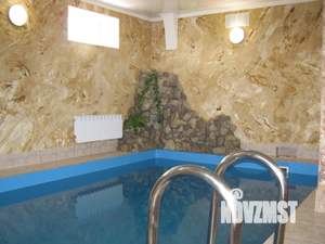 Дом 245м&sup2;, 2-этажный, посуточно, 