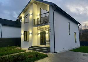 Дом 140м², 2-этажный, на длительный срок, 