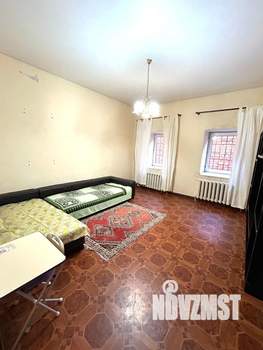 Дом 220м², 2-этажный, на длительный срок, 