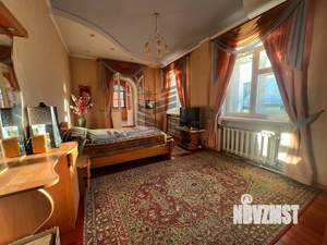 Дом 350м², 3-этажный, на длительный срок, 