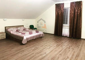 Дом 325м², 2-этажный, на длительный срок, 