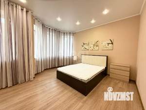 Таунхаус 180м², 3-этажный, на длительный срок, 