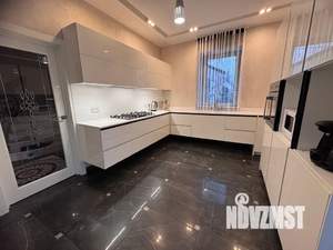 Дом 400м², 2-этажный, посуточно, 