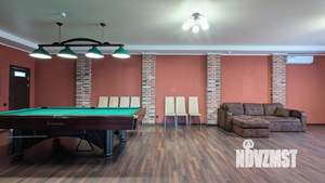 Дом 300м&sup2;, 2-этажный, посуточно, 