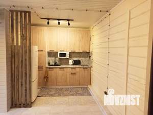 Дом 65м&sup2;, 2-этажный, посуточно, 