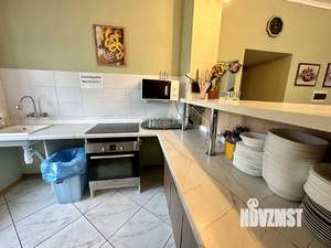 Дом 500м&sup2;, 3-этажный, посуточно, 