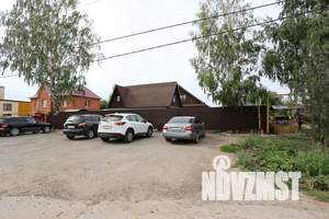 Дом 350м&sup2;, 2-этажный, на длительный срок, 