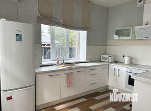 Дом 220м&sup2;, 2-этажный, посуточно, 