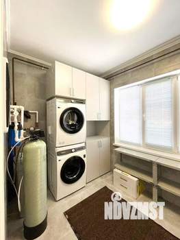 Коттедж 220м&sup2;, 2-этажный, на длительный срок, 