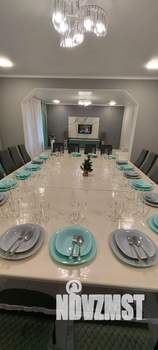 Дом 400м&sup2;, 2-этажный, посуточно, 