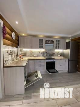 Дом 200м², 2-этажный, посуточно, 