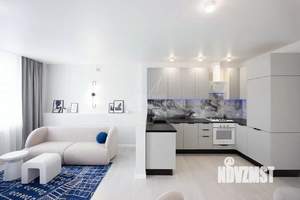 Дом 303м&sup2;, 3-этажный, на длительный срок, 