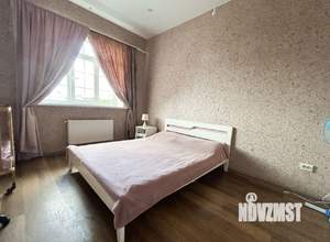 Дом 220м&sup2;, 2-этажный, посуточно, 