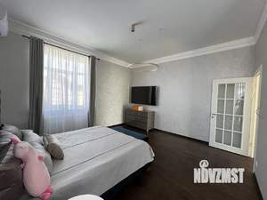 Дом 180м², 2-этажный, на длительный срок, 