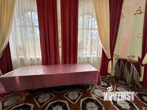 Дом 1000м&sup2;, 3-этажный, посуточно, 