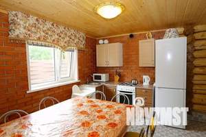 Дом 280м&sup2;, 2-этажный, на длительный срок, 