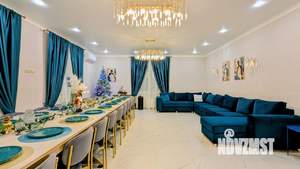 Дом 500м&sup2;, 3-этажный, посуточно, 