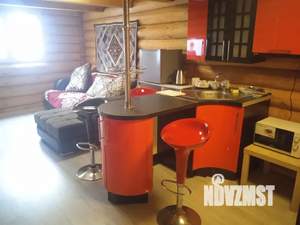 Дом 70м&sup2;, 2-этажный, посуточно, 