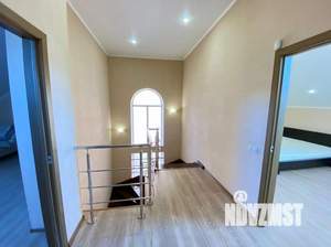 Таунхаус 180м&sup2;, 3-этажный, на длительный срок, 