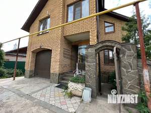 Дом 230м², 3-этажный, на длительный срок, 