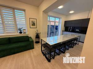 Дом 188м&sup2;, 2-этажный, посуточно, 