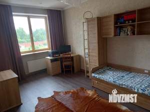 Дом 340м&sup2;, 2-этажный, на длительный срок, 