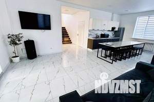 Дом 245м², 2-этажный, посуточно, 