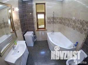 Дом 460м&sup2;, 3-этажный, посуточно, 