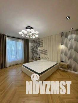 Коттедж 160м², 2-этажный, на длительный срок, 