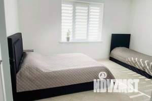 Дом 245м&sup2;, 2-этажный, посуточно, 