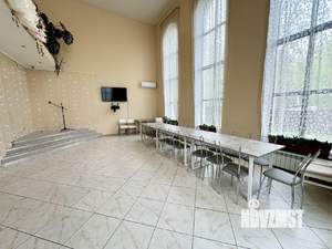 Дом 500м&sup2;, 3-этажный, посуточно, 