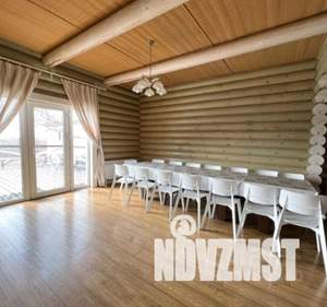 Дом 180м&sup2;, 2-этажный, посуточно, 