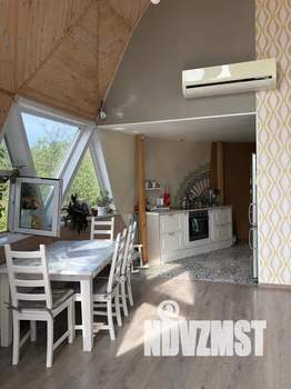 Дом 205м², 2-этажный, посуточно, 