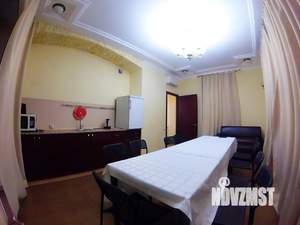 Дом 300м&sup2;, 2-этажный, посуточно, 