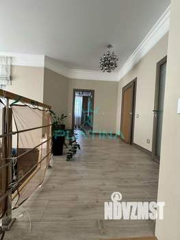 Дом 268м&sup2;, 2-этажный, на длительный срок, 