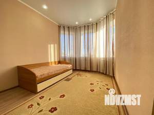 Таунхаус 180м&sup2;, 3-этажный, на длительный срок, 