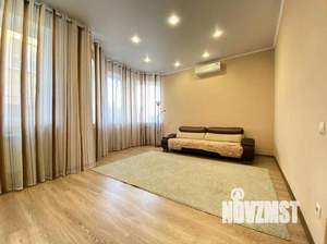 Таунхаус 180м&sup2;, 3-этажный, на длительный срок, 