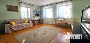 Дом 247м&sup2;, 2-этажный, участок 6 сот.  