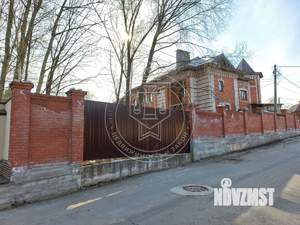 Коттедж 597м&sup2;, 3-этажный, участок 19 сот.  