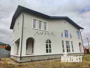 Коттедж 238м², 2-этажный, участок 8 сот.  