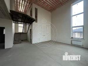 Коттедж 220м², 2-этажный, участок 7 сот.  