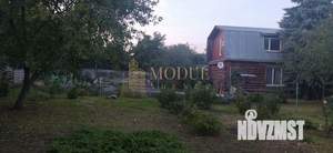 Дом 195м&sup2;, 2-этажный, участок 15 сот.  