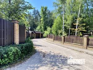 Коттедж 322м², 2-этажный, участок 12 сот.  